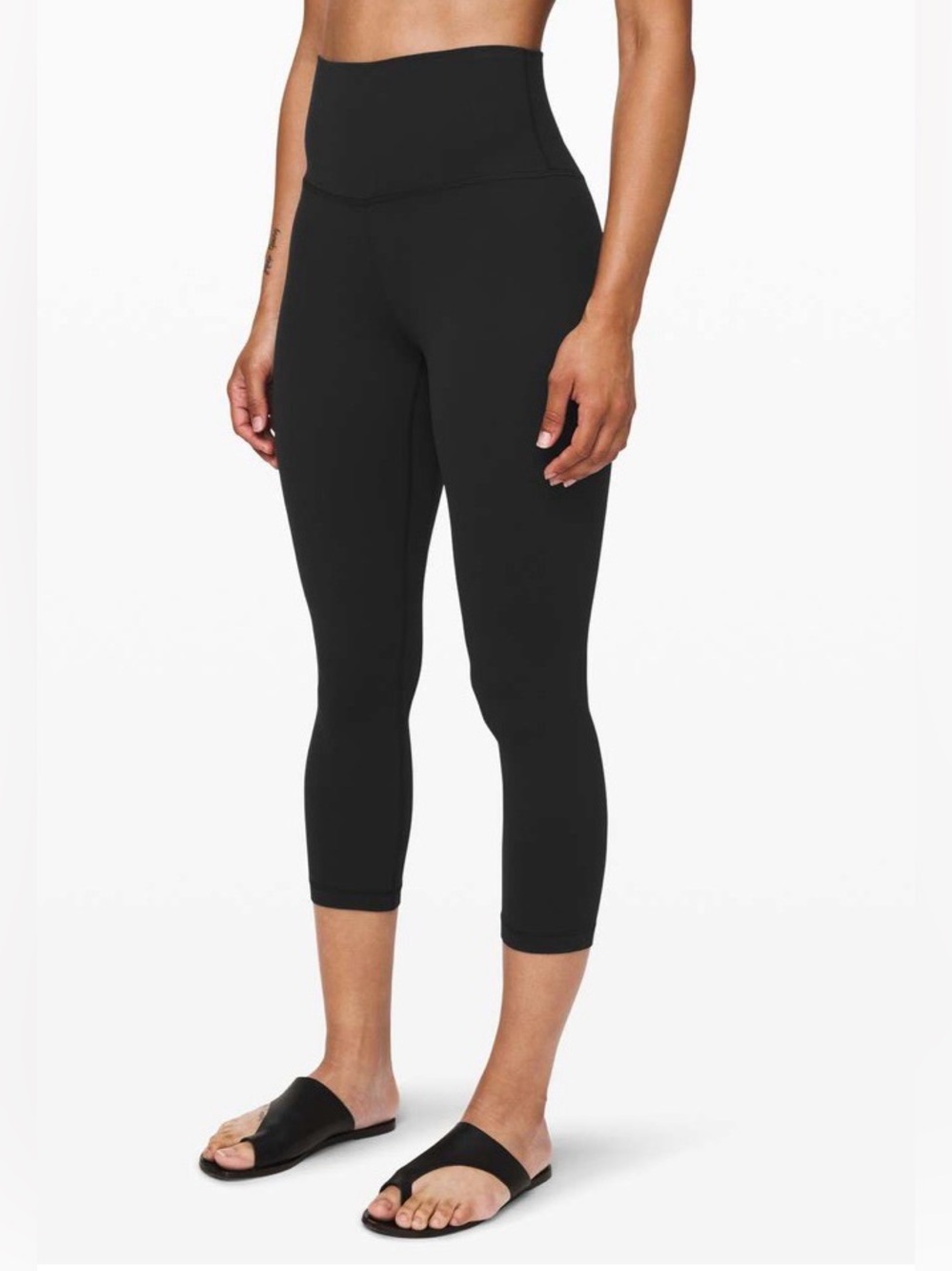 Lululemon Align Crop 21" *Cool
Black